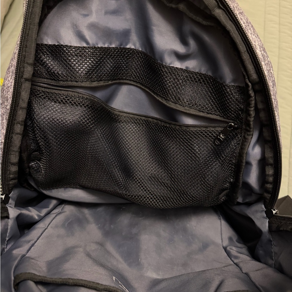 Adidas Backpack - Picture 6 of 8
